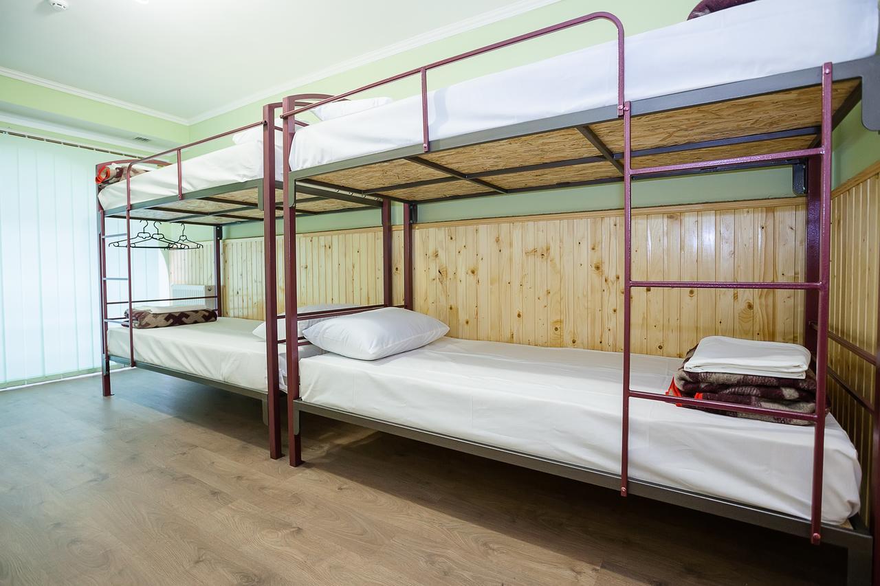 Tsentralnyi Hostel Ivano-Frankivsk Habitación foto